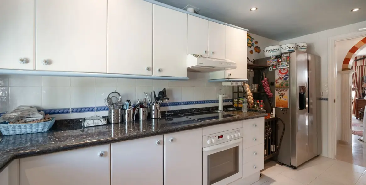 Sale of townhouse in Casares 4