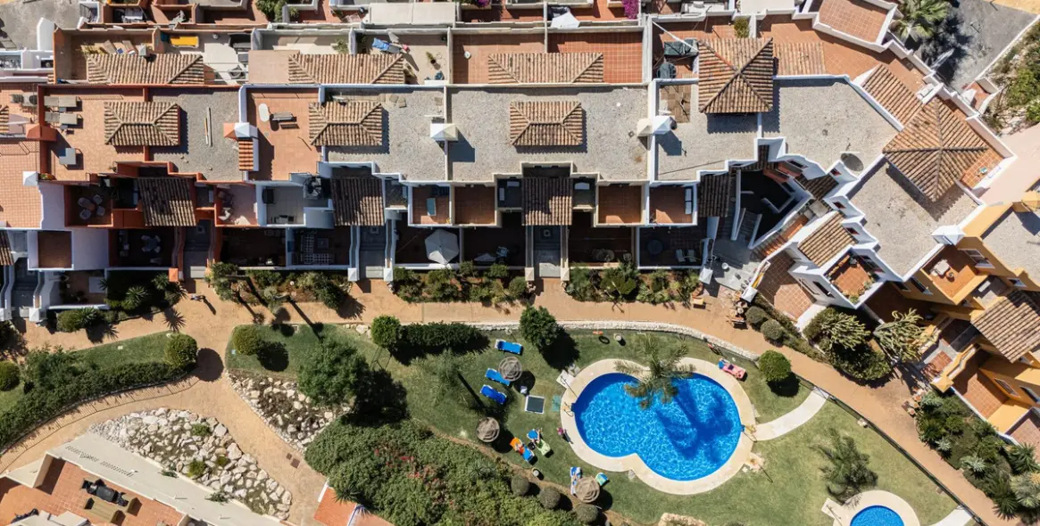 Продажа таунхауса в Casares 31