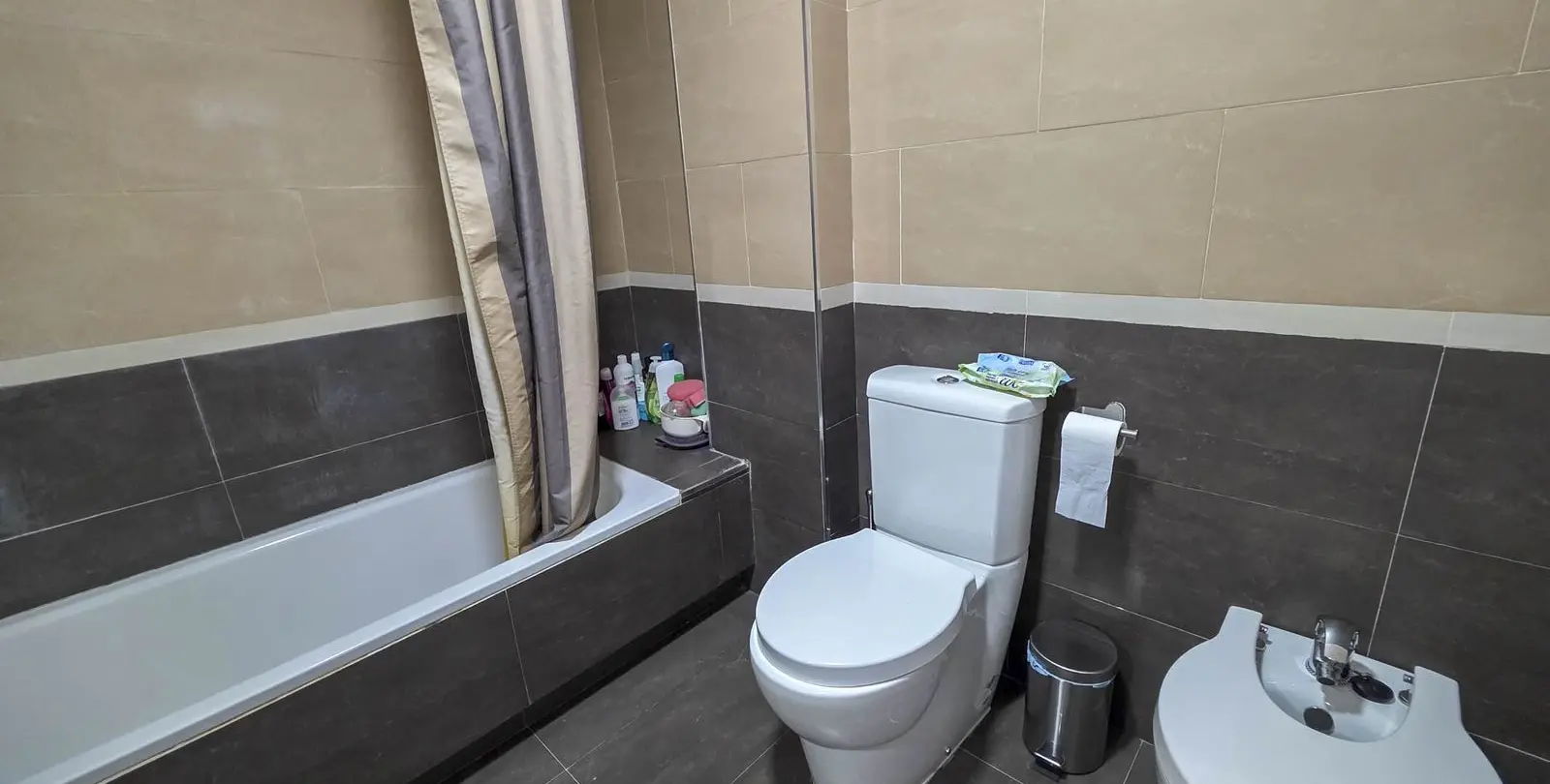 Sale of middle floor apartment in La Duquesa 27