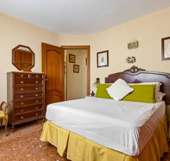 Sale of middle floor apartment in Los Boliches