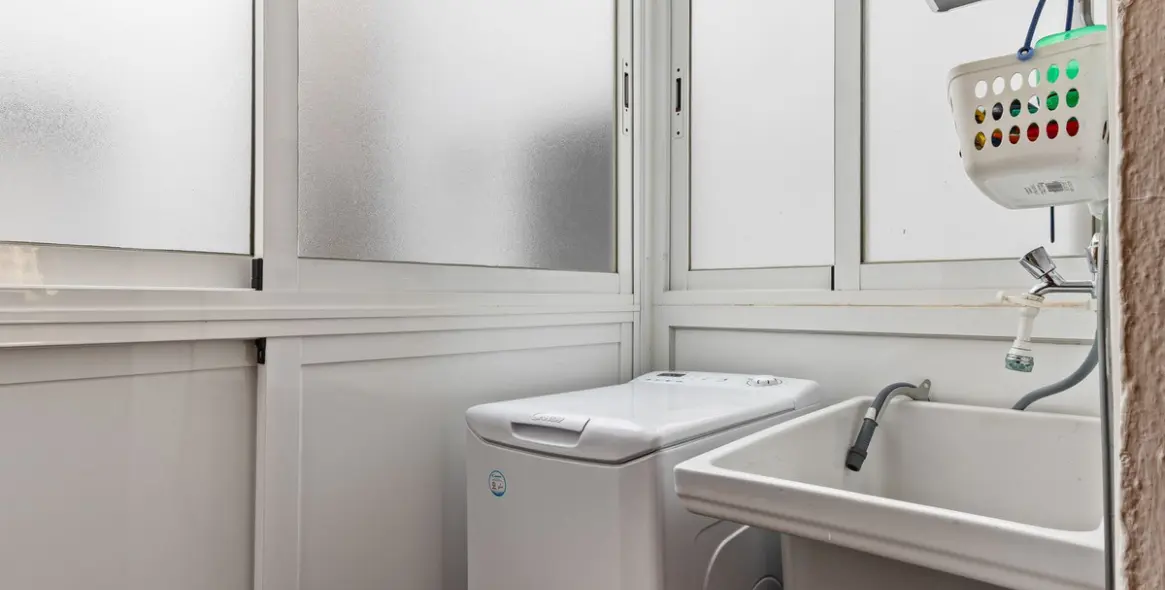 Sale of middle floor apartment in Los Boliches 20