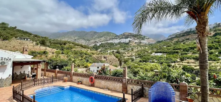 Venta de villa independiente en Frigiliana 0