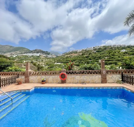 Venta de villa independiente en Frigiliana