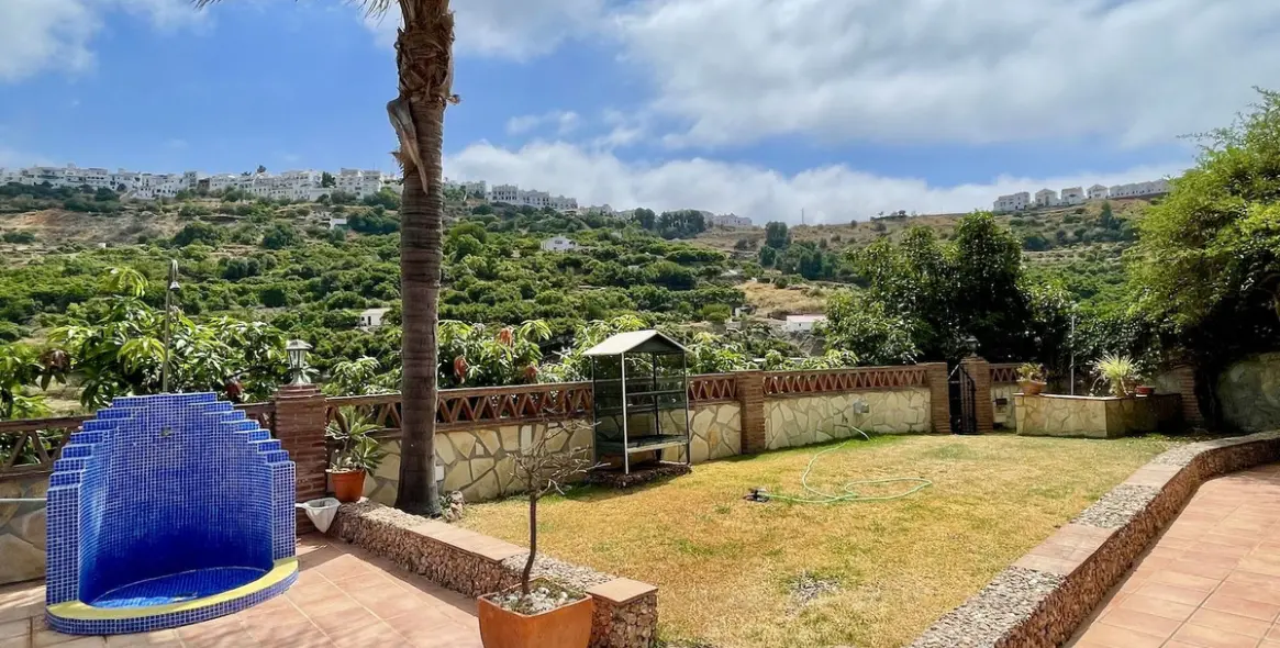 Sale of detached villa in Frigiliana 36