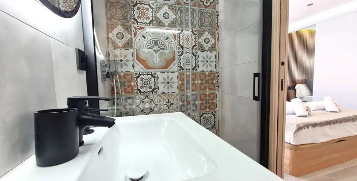 Sale of penthouse in Estepona 25