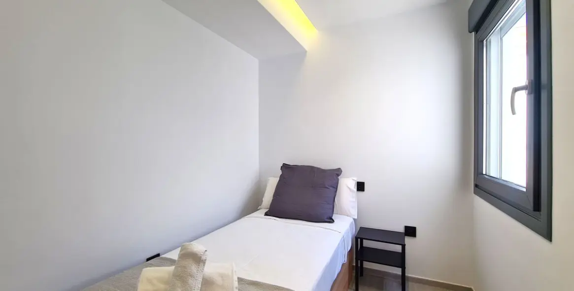 Sale of penthouse in Estepona 34