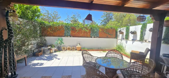 Sale of ground floor apartment in El Pinillo 0