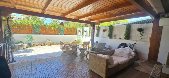 Sale of ground floor apartment in El Pinillo 2