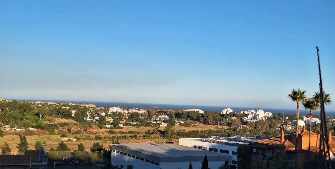 Продажа  жилого участка в Estepona 4