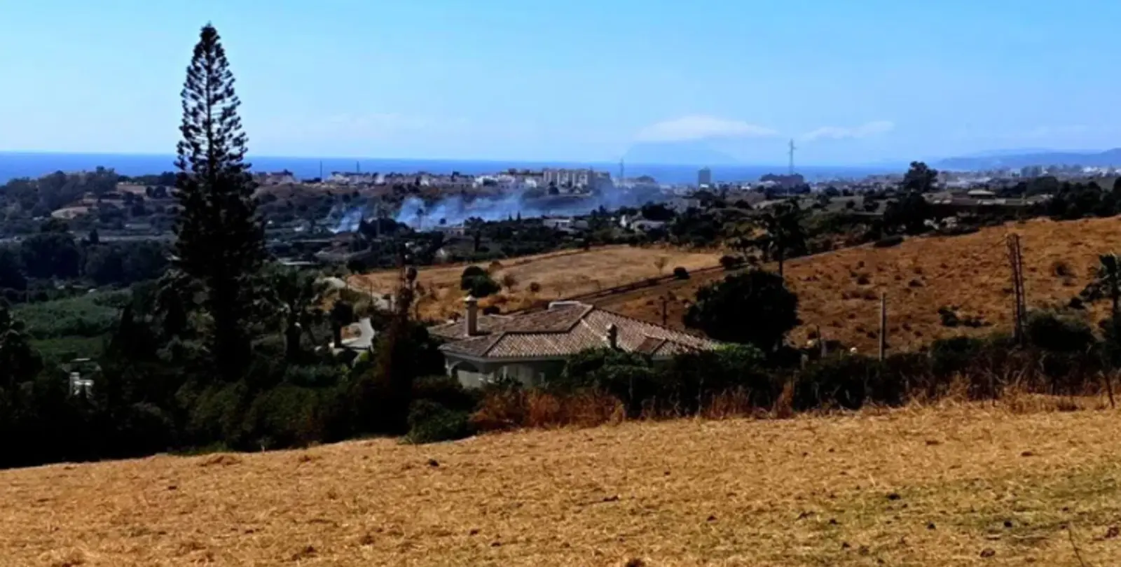 Sale of residential plot in Estepona 1
