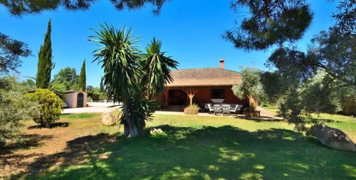 Sale of finca - cortijo in Arriate 2