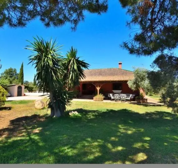 Sale of finca - cortijo in Arriate