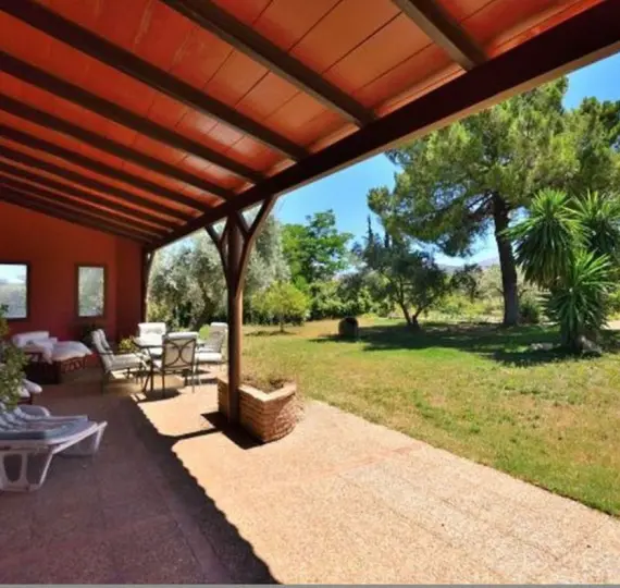 Sale of finca - cortijo in Arriate