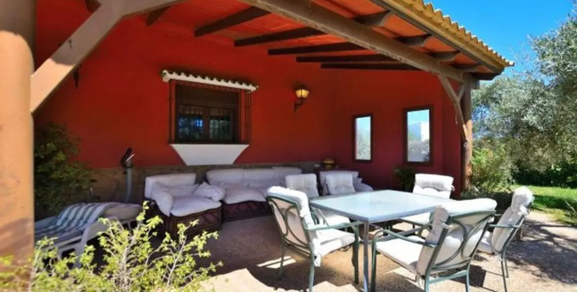 Sale of finca - cortijo in Arriate 7