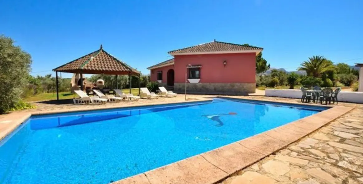 Sale of finca - cortijo in Arriate 16