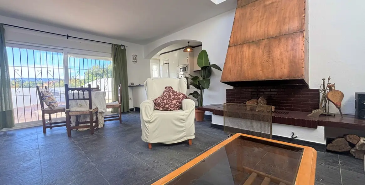 Sale of semi-detached house in Casares Playa 6