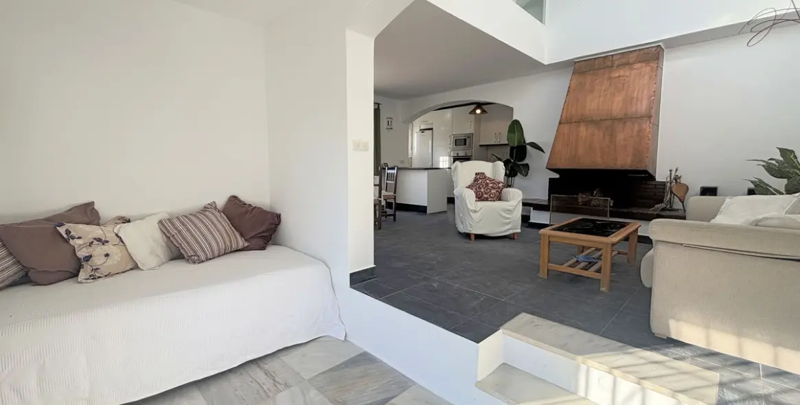 Sale of semi-detached house in Casares Playa 7