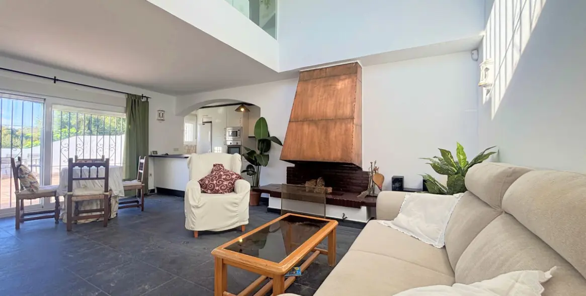 Sale of semi-detached house in Casares Playa 12