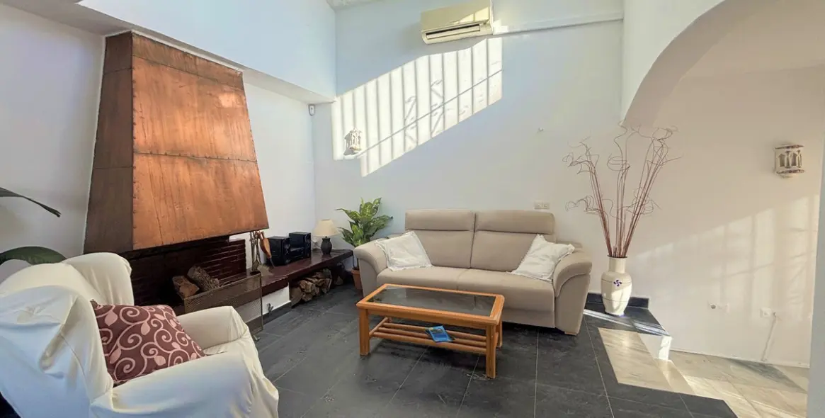 Sale of semi-detached house in Casares Playa 13