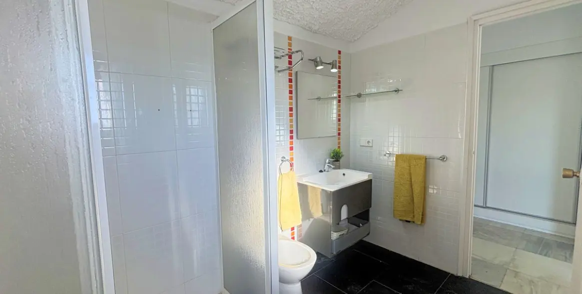 Sale of semi-detached house in Casares Playa 28