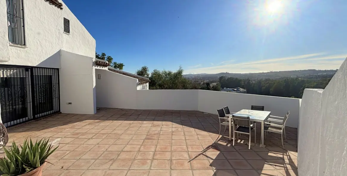 Sale of semi-detached house in Casares Playa 31