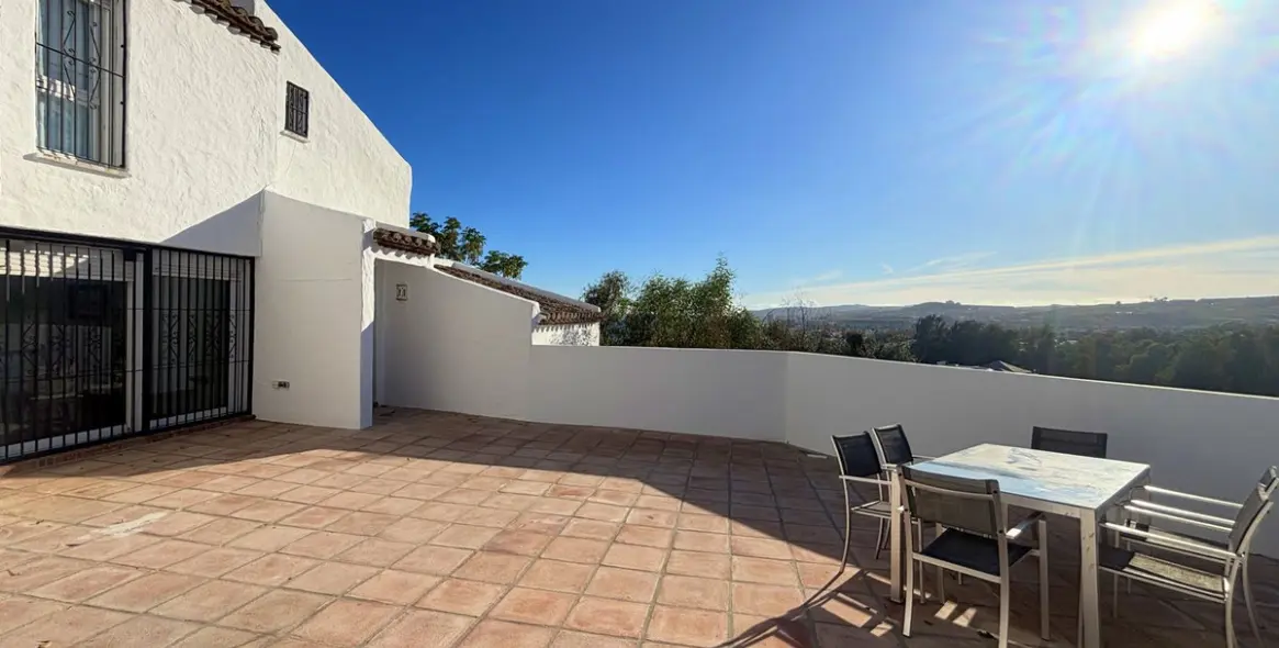 Sale of semi-detached house in Casares Playa 44