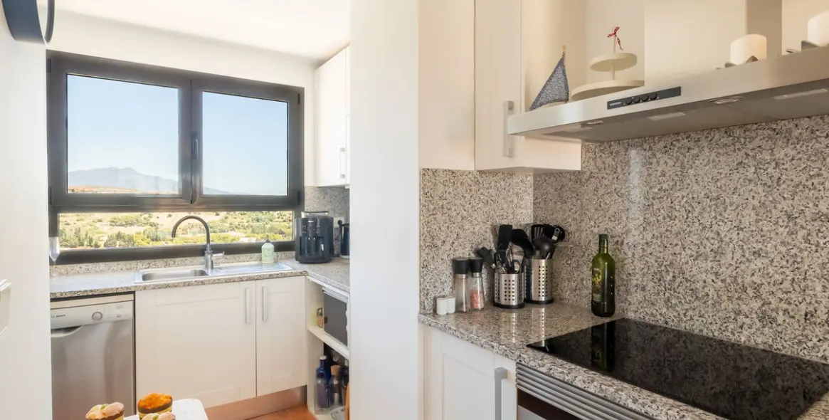 Продажа пентхауса в Estepona 9