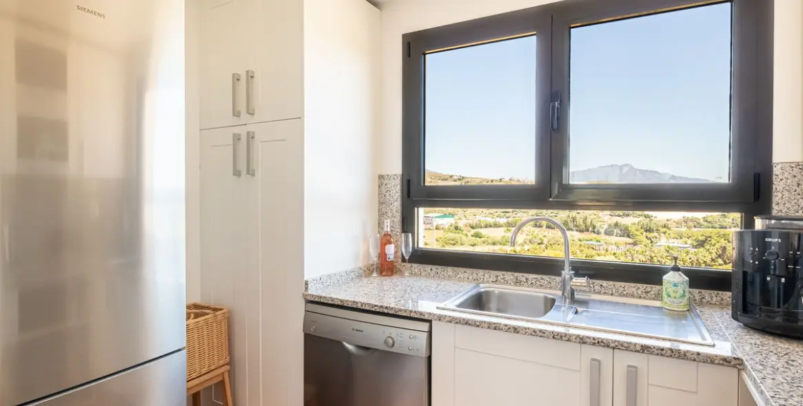 Продажа пентхауса в Estepona 10