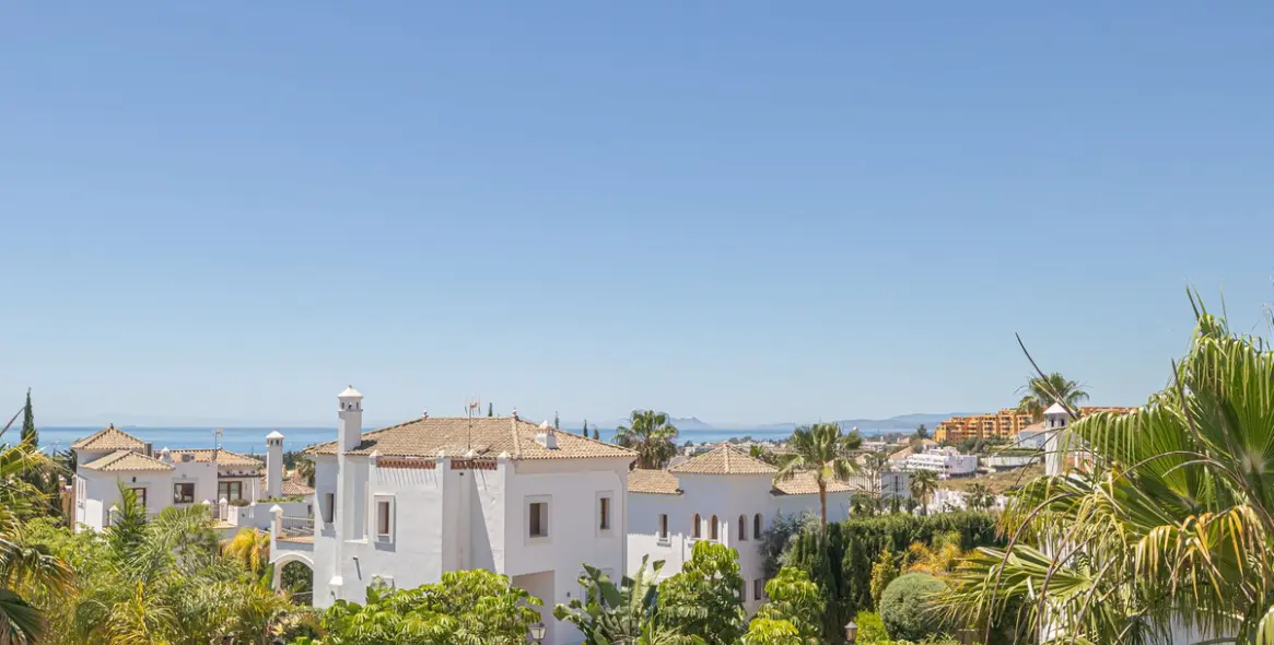 Продажа пентхауса в Estepona 39