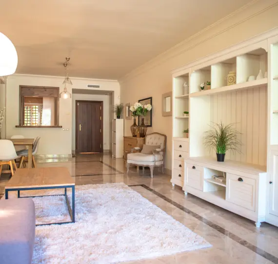 Sale of ground floor apartment in Nueva Andalucía