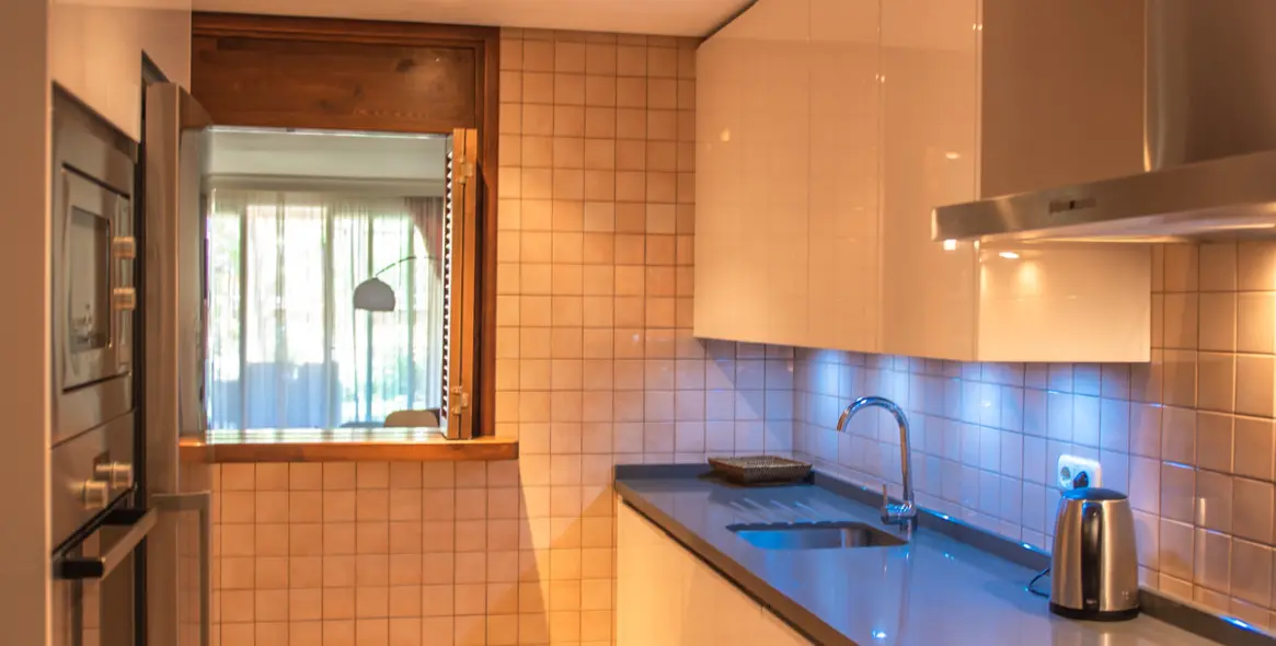 Sale of ground floor apartment in Nueva Andalucía 5