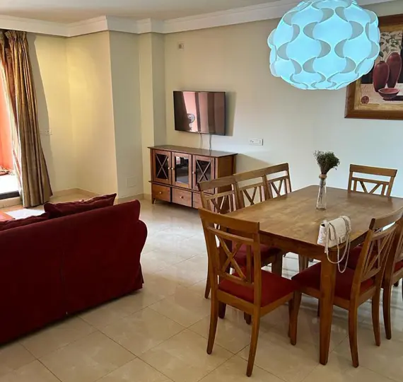 Sale of middle floor apartment in New Golden Mile