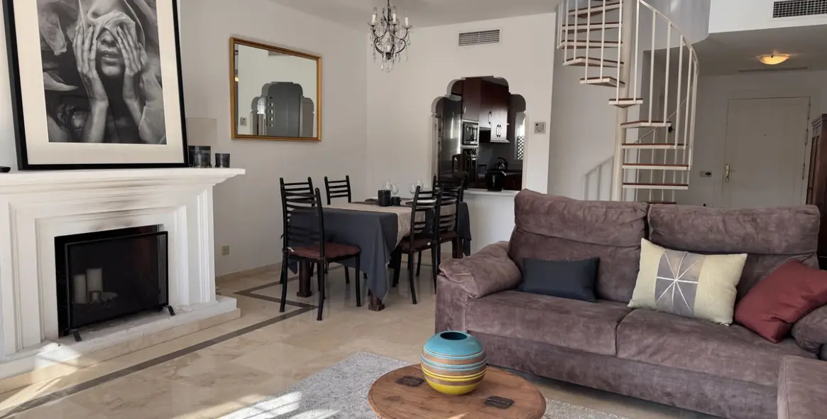 Sale of penthouse duplex in El Presidente 3