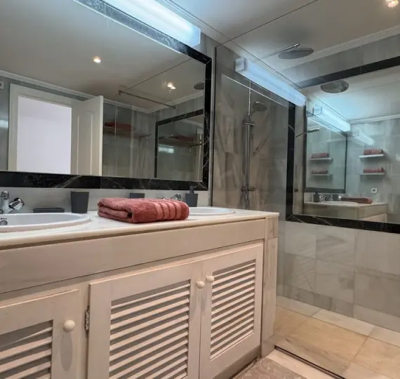 Sale of penthouse duplex in El Presidente