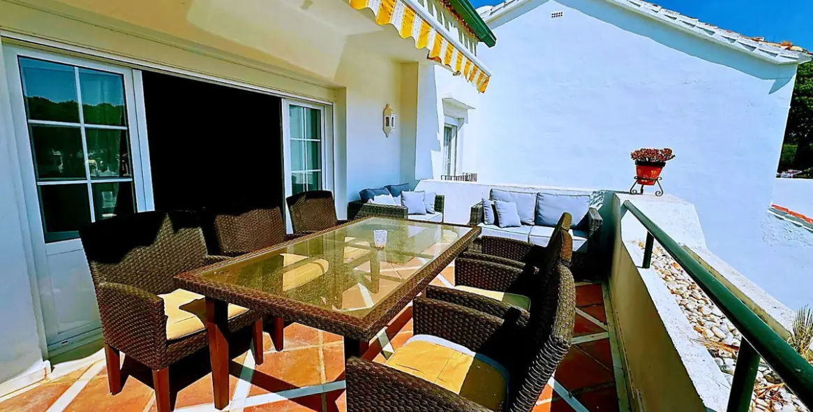 Sale of penthouse duplex in El Presidente 12