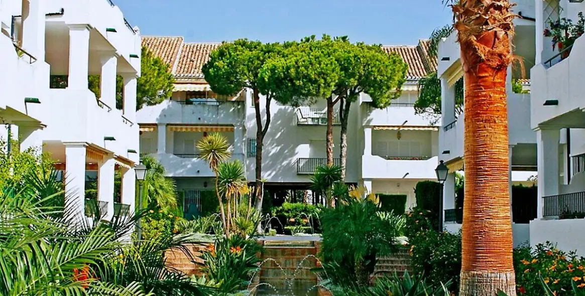 Sale of penthouse duplex in El Presidente 19