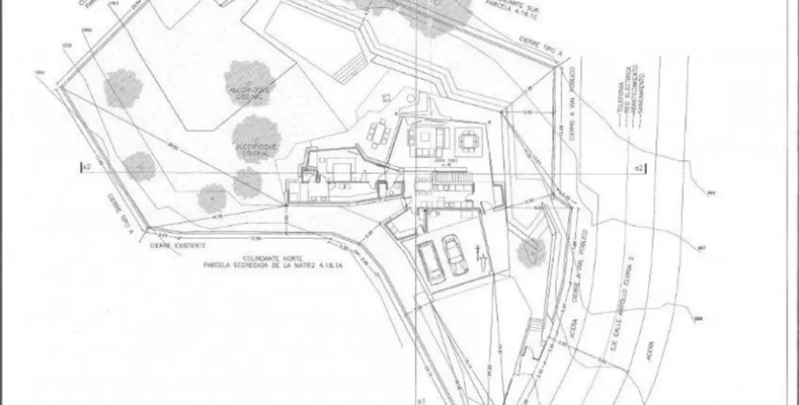 Sale of residential plot in Elviria 2