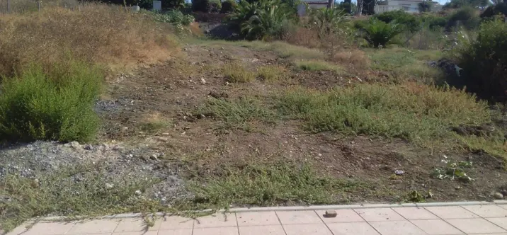 Продажа  жилого участка в Elviria 2