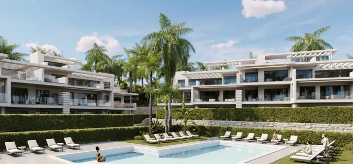 Sale of ground floor apartment in Estepona 0