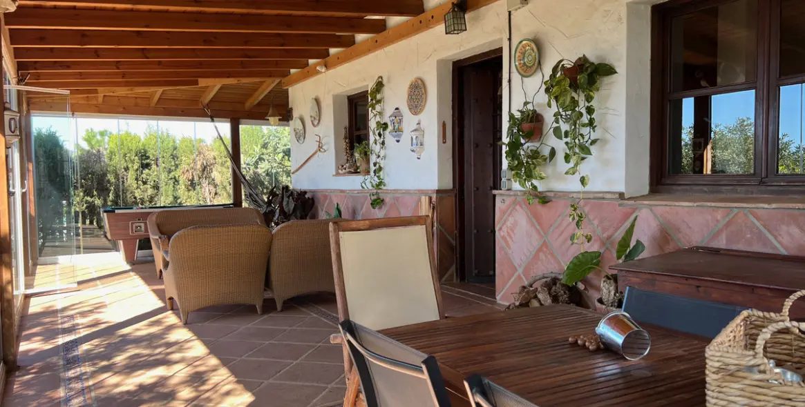 Sale of detached villa in Almayate 32