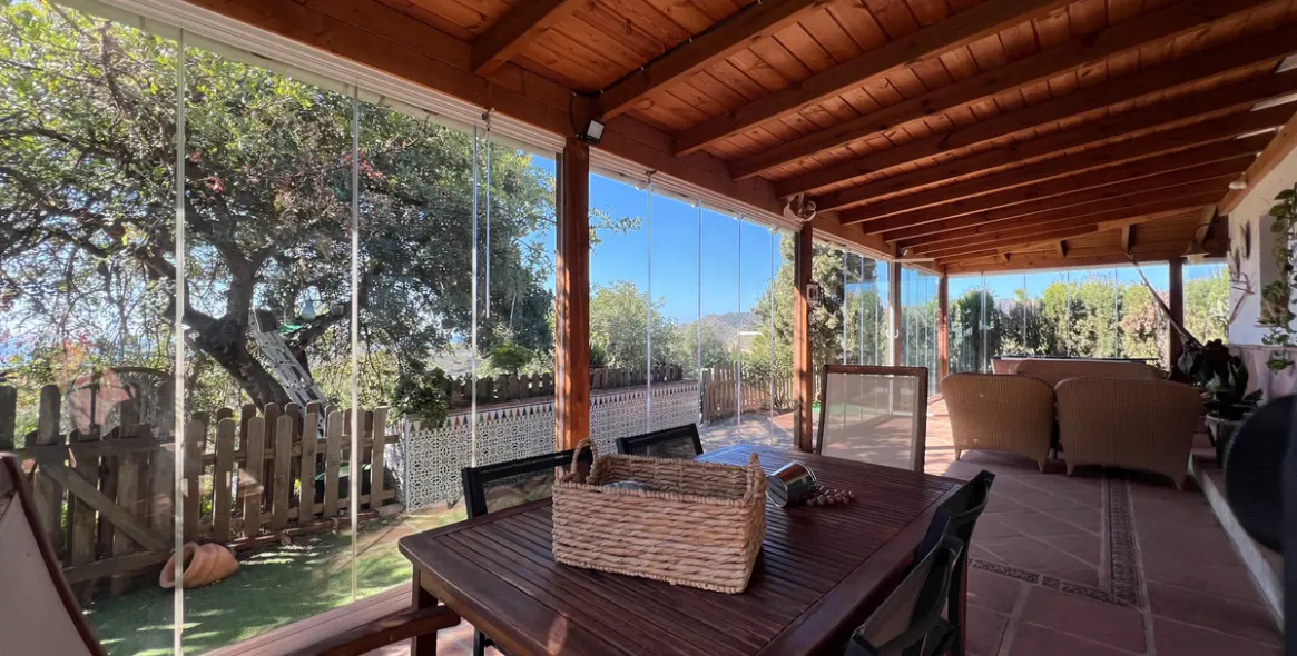 Sale of detached villa in Almayate 39