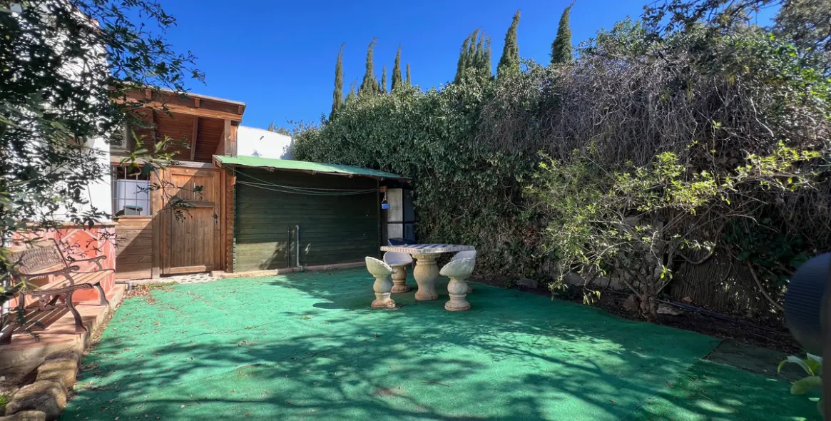 Sale of detached villa in Almayate 41