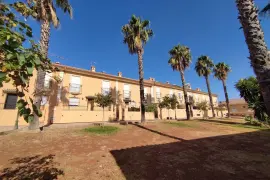 Image 4 thumb