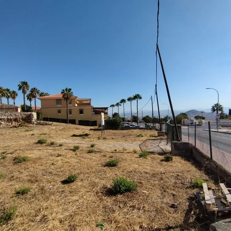 Venta de parcela residencial en Coín