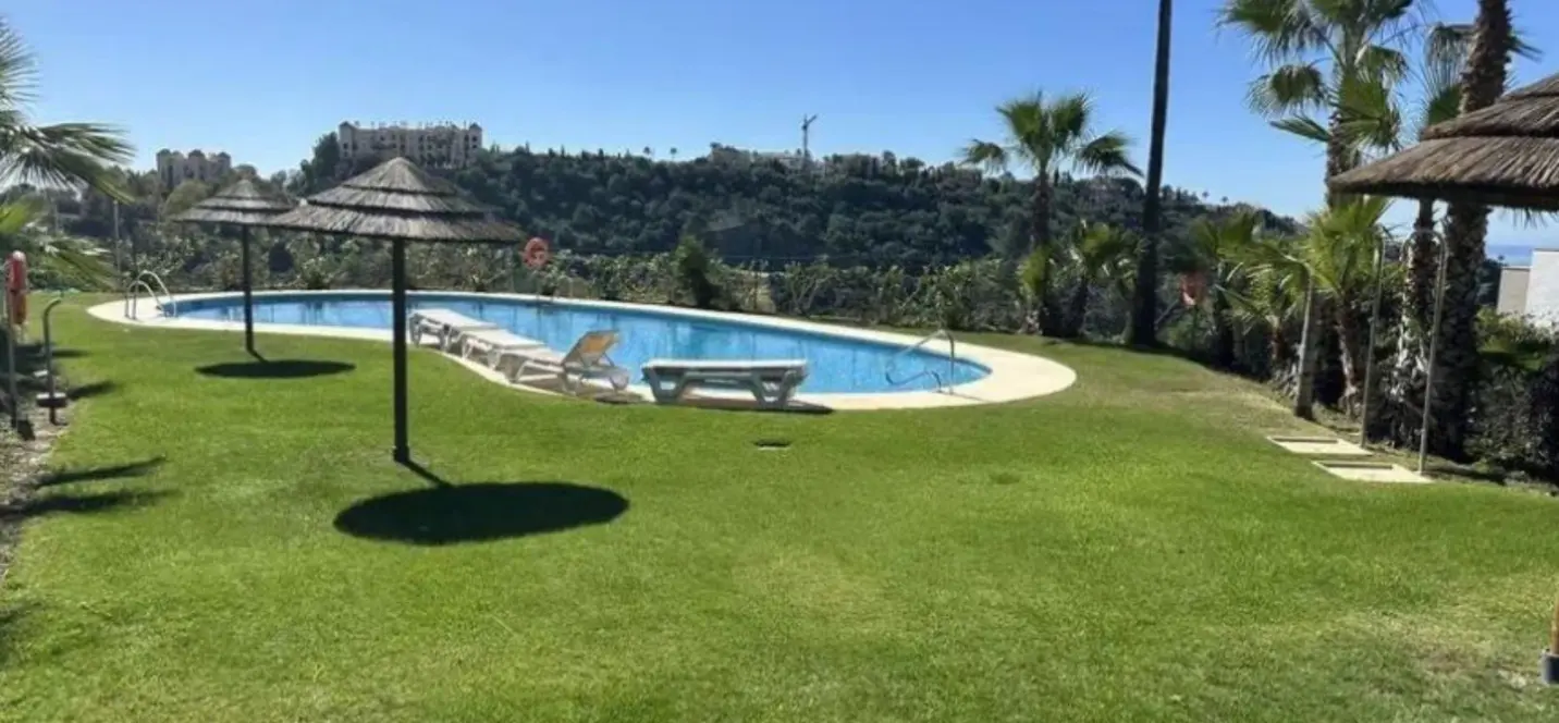 Продажа апартаментов на первом этаже в Marbella 1