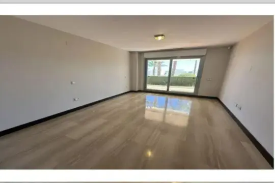 Image 4 thumb