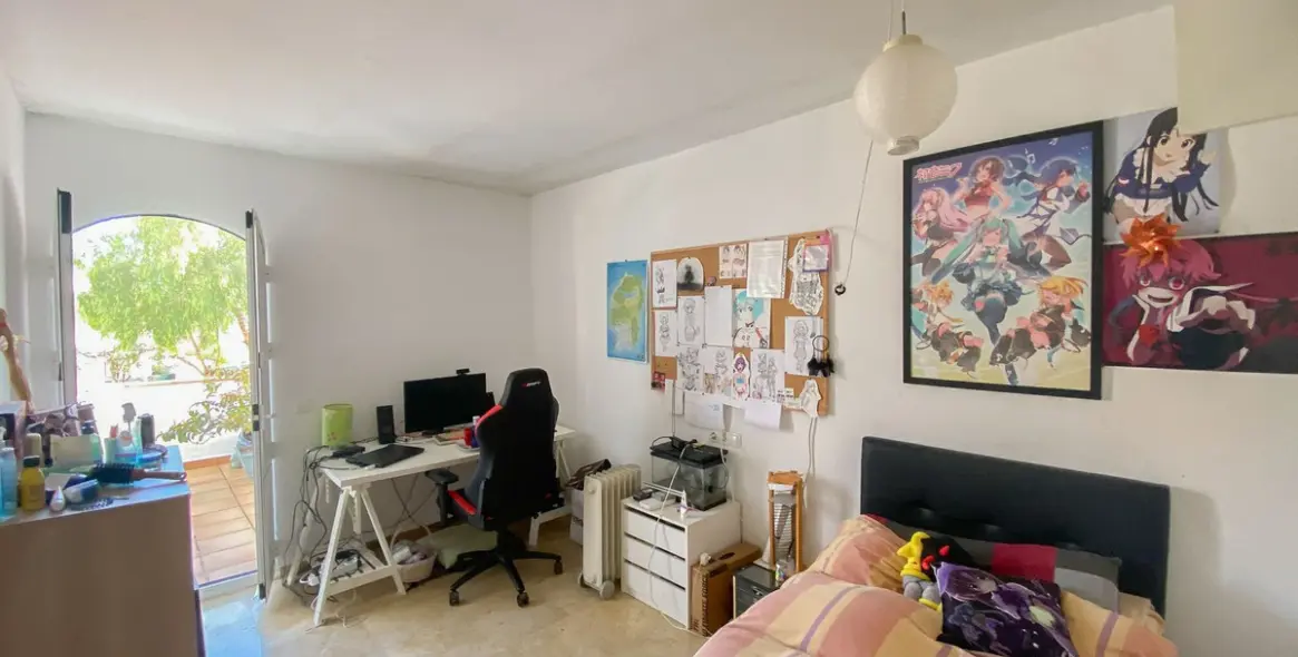 Sale of townhouse in Nueva Andalucía 13