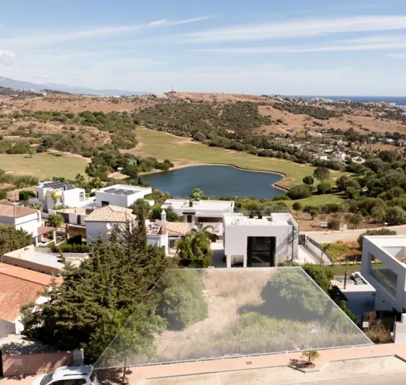 Venta de parcela residencial en Valle Romano