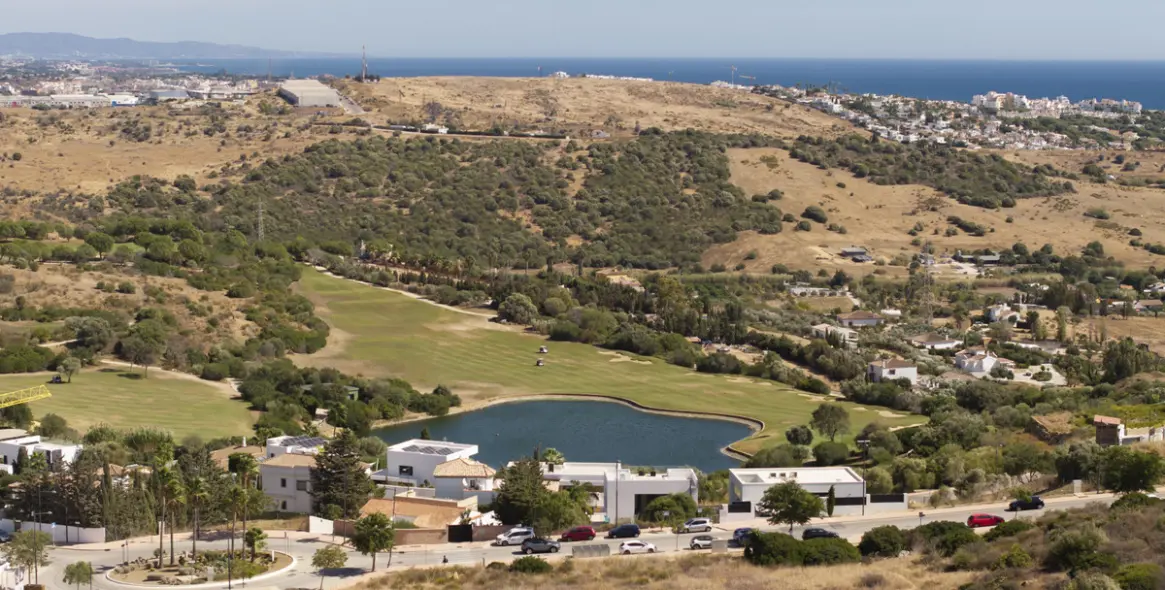 Venta de parcela residencial en Valle Romano 5