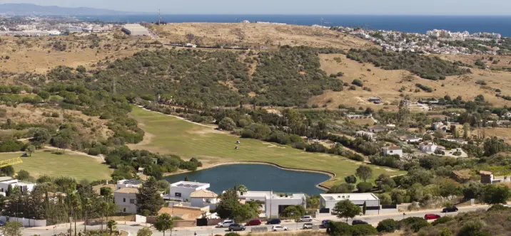 Venta de parcela residencial en Valle Romano 4